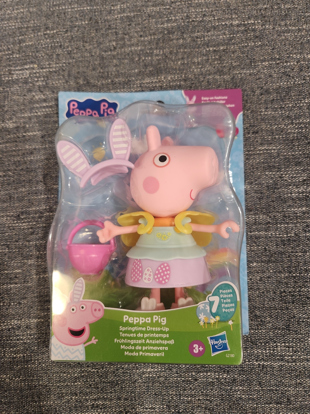 Peppa Pig Springtime Dress-Up Pink Figure with Accessories